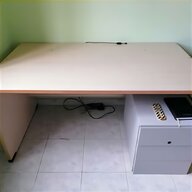 scrivania comoda usato