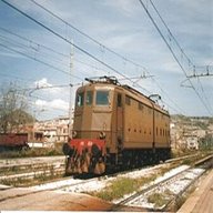 locomotiva e636 usato