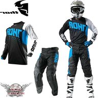 abbigliamento motocross usato