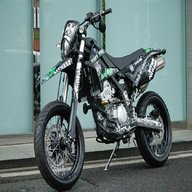 kawasaki motard usato