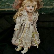 bambole porcellana doll usato