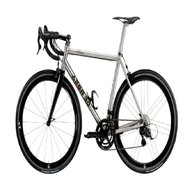 titanio bicicletta usato