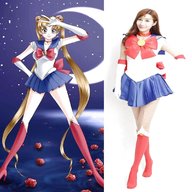 sailor moon cosplay usato