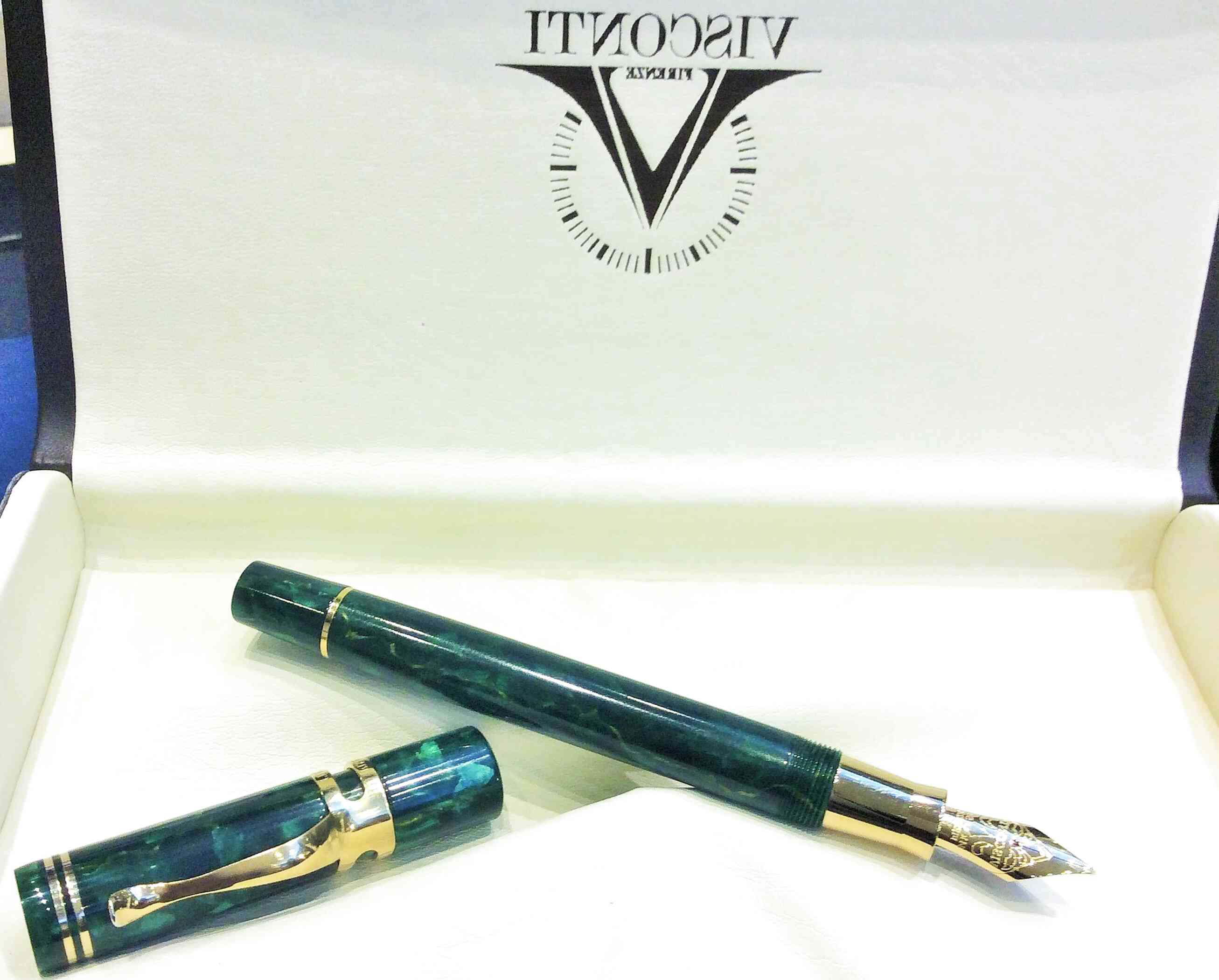 Blu notte Penna stilografica con pennino medio in acciaio Visconti Mirage colore 