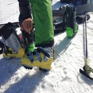 snowboard hard scarponi usato