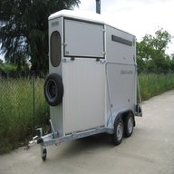 trailer cavalli posto roma usato