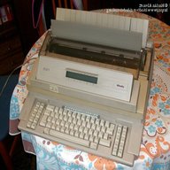 macchina scrivere olivetti et 2250 md usato