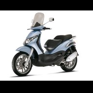 scooter beverly 250 usato