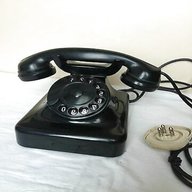 telefono pubblico antico usato
