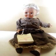 bambola nonna usato