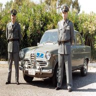 uniforme carabinieri 1960 usato