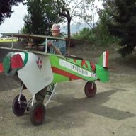 aereo a pedali usato