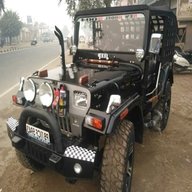 mahindra jeep usato