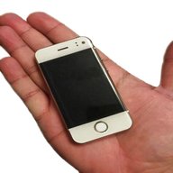 mini smartphone usato