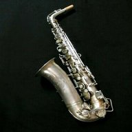 vintage saxophone usato