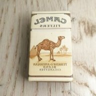 pacchetto sigarette camel usato