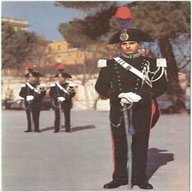 uniforme carabinieri grande usato