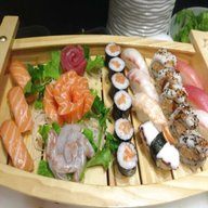 barca sushi usato