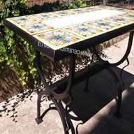 tavolo da giardino in ceramica usato