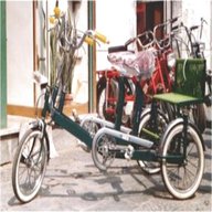 triciclo ferro adulti usato
